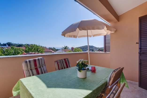 Apartment Abba 2, komfortable Unterkunft für 4 Personen in der Nähe der Strände, Mali Lošinj