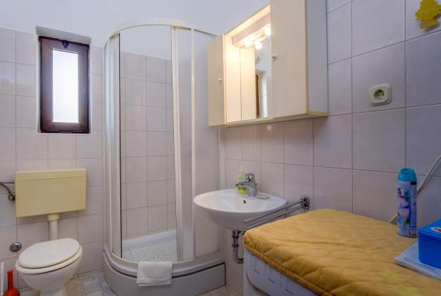 Apartment Abba 2 for 4 people in Zagazinjina, Mali Lošinj