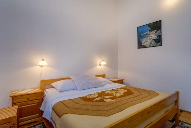 Apartment Abba 2 for 4 people in Zagazinjina, Mali Lošinj