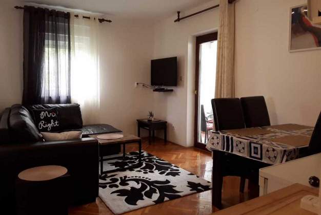 Apartment Karolina 2 - Close to the sea, comfortable accommodation for 2 people, Mali Lošinj