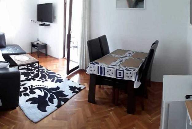 Apartment Karolina 2 - Close to the sea, comfortable accommodation for 2 people, Mali Lošinj