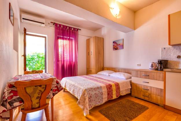 Apartma Karolina 4 – Studio za 2 osebi, blizu plaže, Mali Lošinj