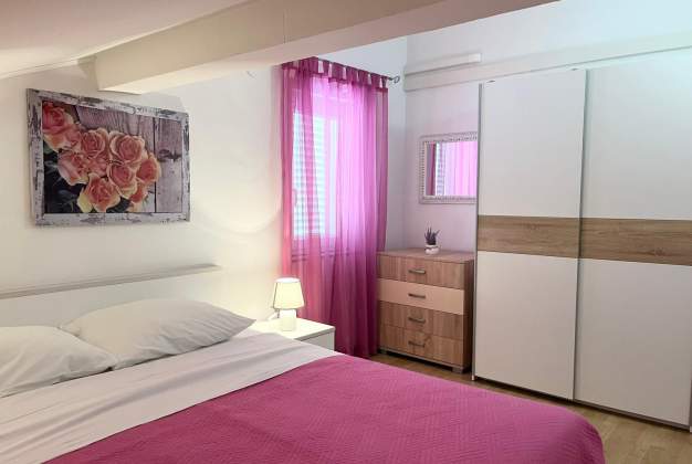 Apartment Karolina 5 – 4 persons, sea view, close to the beach, Mali Lošinj – 1