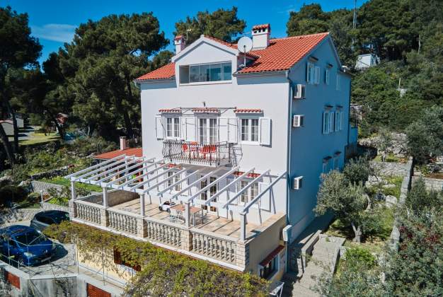 Apartment Katarina 1 for two people, near the sea in Poljana, Mali Lošinj
