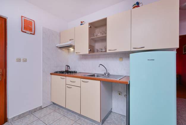 Apartment Katarina 1 for two people, near the sea in Poljana, Mali Lošinj
