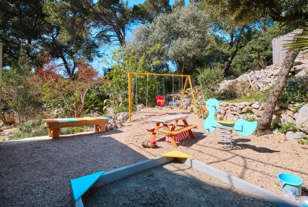 Apartment Katarina 2, for 6 people near the sea in Poljana, Mali Lošinj