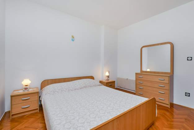 Apartment Katarina 2, for 6 people near the sea in Poljana, Mali Lošinj