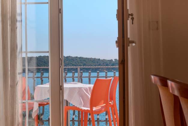 Apartment Katarina 2, for 6 people near the sea in Poljana, Mali Lošinj