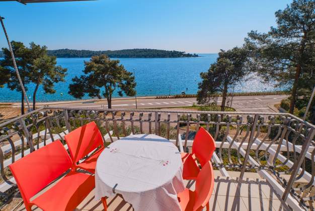 Apartment Katarina 2, for 6 people near the sea in Poljana, Mali Lošinj