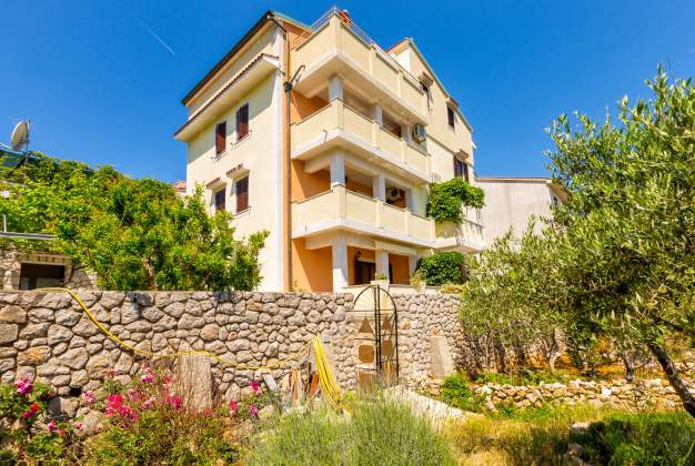 Apartment Lara 1 perfect holiday by the sea in Mali Lošinj – 23