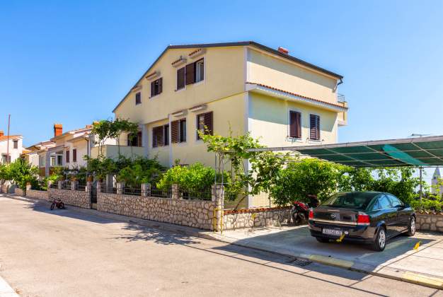 Apartment Lara 1 perfect holiday by the sea in Mali Lošinj – 25