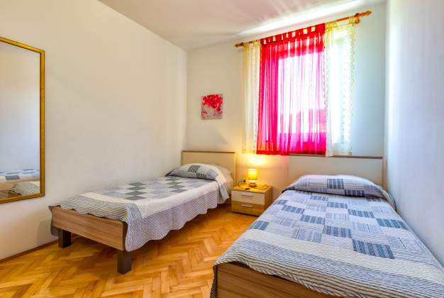 Apartment Lara 1 perfect holiday by the sea in Mali Lošinj – 7