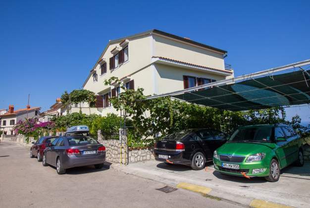 Apartment Lara 1 perfect holiday by the sea in Mali Lošinj
