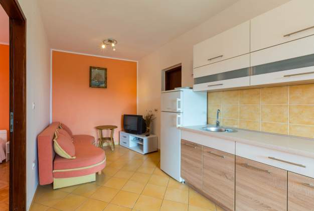 Ferienwohnung Lara 2 Apartment mit Terrasse zum Entspannen in Mali Lošinj – 11