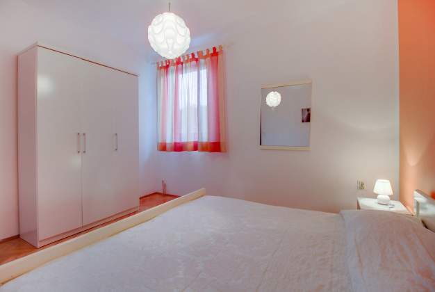 Apartment Lara 2  with terrace for relaxation in Mali Lošinj