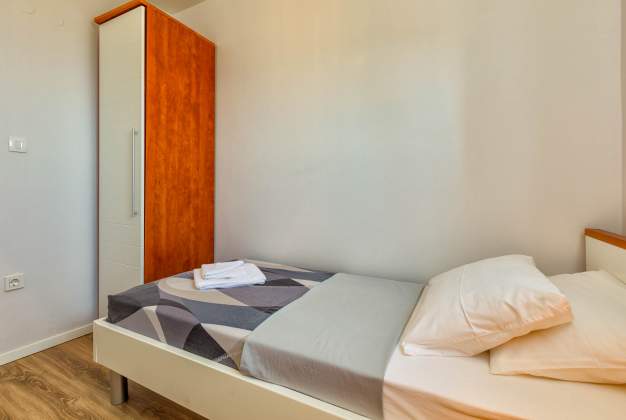 Apartment Adria 1 - Sea view, near the beach, for 3 people, Mali Losinj – 7