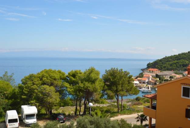 Apartment Adria 1 - Sea view, near the beach, for 3 people, Mali Losinj