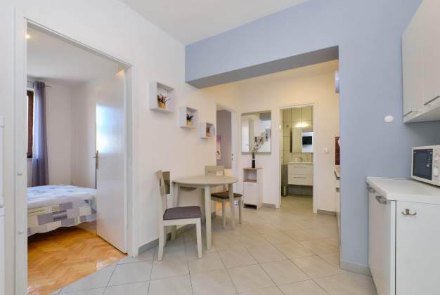 Apartment Lara 5 family accommodation near the center and the beach, Mali Lošinj – 11