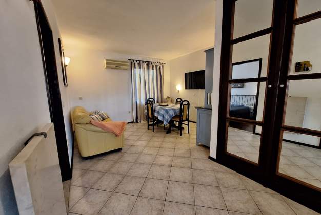 Apartment Lejla 1, romantic terrace for 4-5 people, Mali Lošinj
