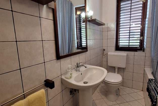 Apartment Lejla 1, romantic terrace for 4-5 people, Mali Lošinj