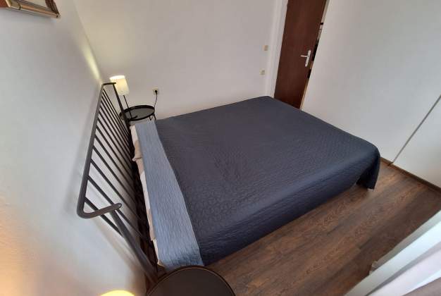 Apartment Lejla 1, romantic terrace for 4-5 people, Mali Lošinj