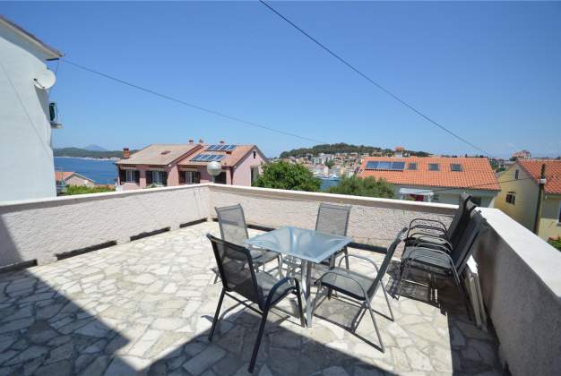 Apartment Lejla 1, romantic terrace for 4-5 people, Mali Lošinj