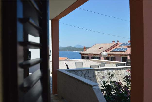 Apartment Lejla 1, romantic terrace for 4-5 people, Mali Lošinj