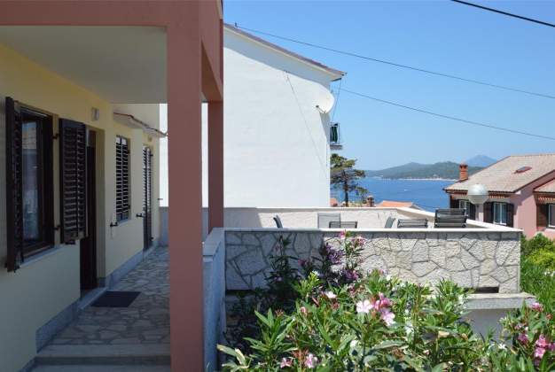 Apartment Lejla 1, romantic terrace for 4-5 people, Mali Lošinj