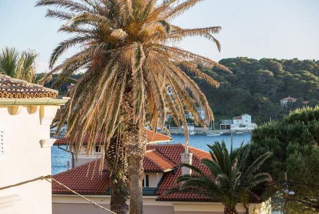 Apartment Leon 1 modern choice for 2 to 4 people in Kadin, Mali Lošinj