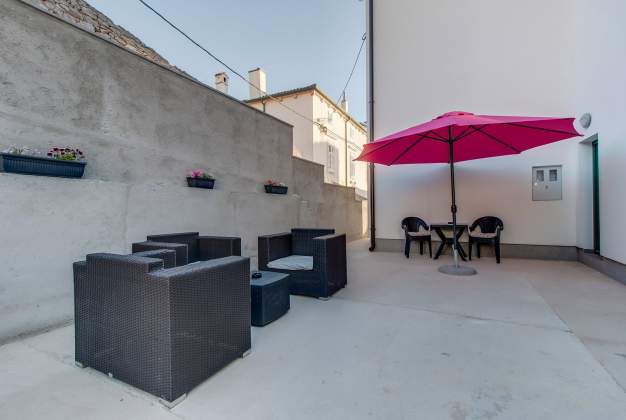 Apartment Leon 1 modern choice for 2 to 4 people in Kadin, Mali Lošinj