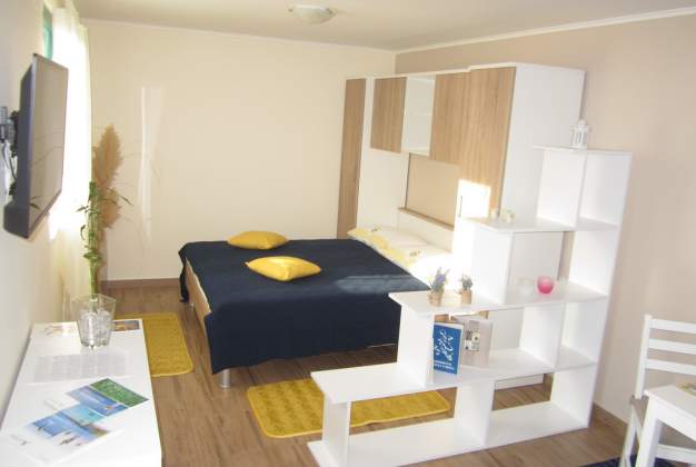 Apartment Leon 2 a perfect vacation for two in Mali Lošinj