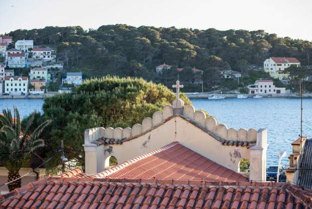 Apartment Leon 2 a perfect vacation for two in Mali Lošinj