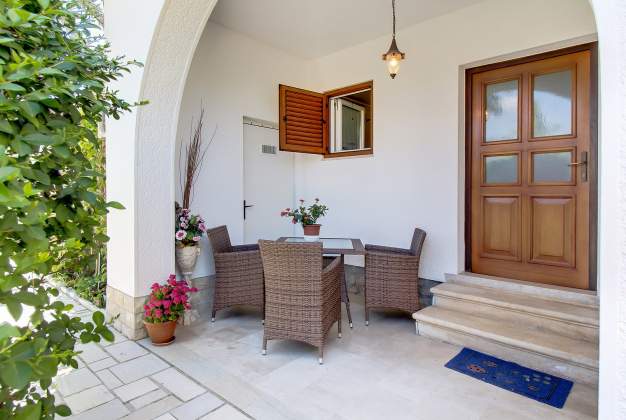 Apartma Lily 1 – Mirna lokacija blizu morja in centra, Mali Lošinj