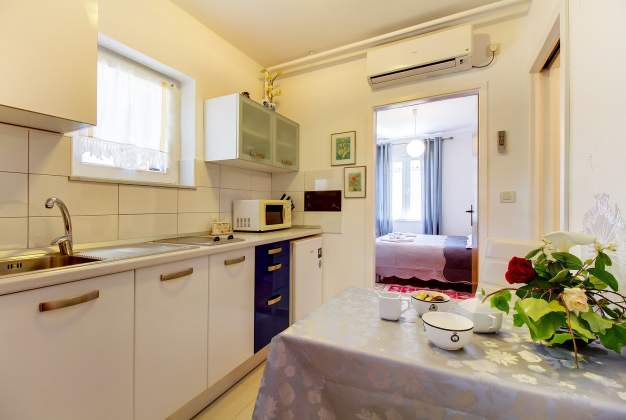Apartma Lily 1 – Mirna lokacija blizu morja in centra, Mali Lošinj