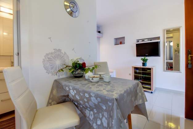 Apartma Lily 1 – Mirna lokacija blizu morja in centra, Mali Lošinj