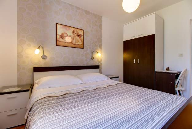 Apartmaji  Lily 2 -Družinam prijazen apartma blizu morja in centra Malega Lošinja