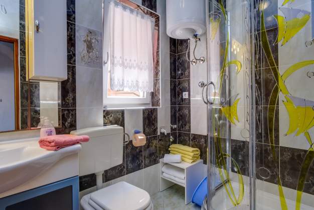 Apartmaji  Lisa 1 - elegantno stanovanje z razgledom na pristanišče, Mali Lošinj, Hrvaška.