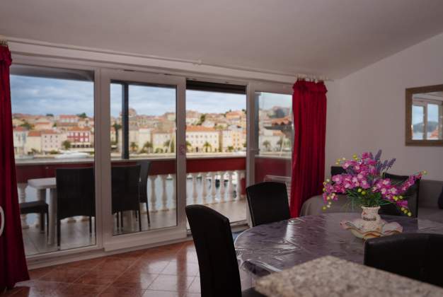 Ferienwohnungen Lisa 2 - mit einem attraktiven Blick auf den Hafen und das Meer Mali Losinj, Kroatia – 11