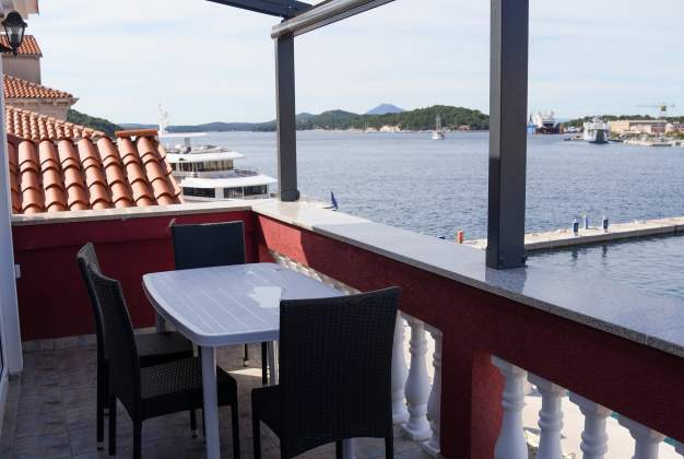 Ferienwohnungen Lisa 2 - mit einem attraktiven Blick auf den Hafen und das Meer Mali Losinj, Kroatia – 22