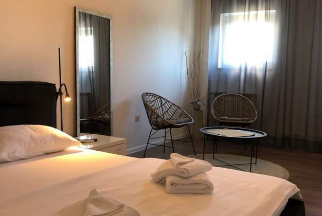 Apartman Adria 2 for 2 people, close to the beach and center, Mali Losinj