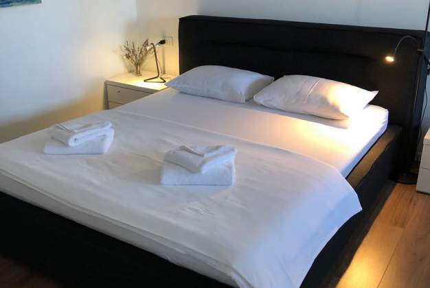 Apartman Adria 2 for 2 people, close to the beach and center, Mali Losinj