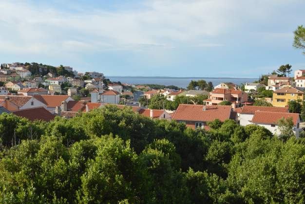 Apartment Luana 2 steps from Valdarke beach for three people, Mali Lošinj