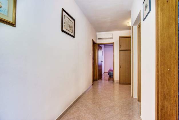 Apartment Luciana 2 accommodation for 4 people near the beach and the center, Mali Lošinj