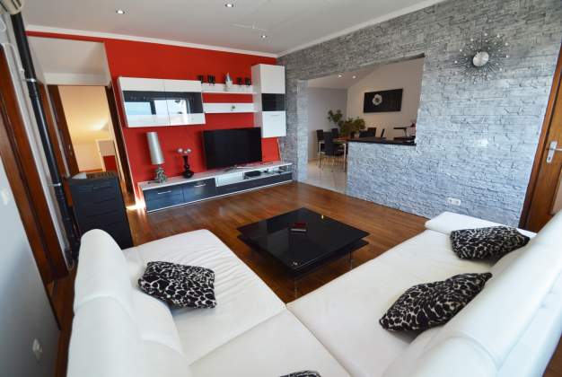 Apartman Luciana 3 idealno za 5 osoba s pogledom na more, Mali Lošinj 