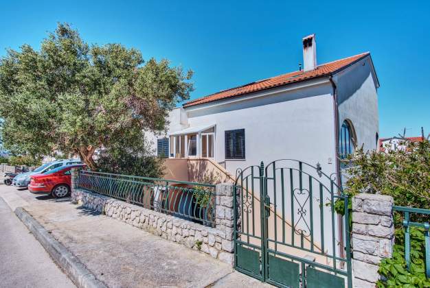 Apartman Luciana 3 idealno za 5 osoba s pogledom na more, Mali Lošinj 