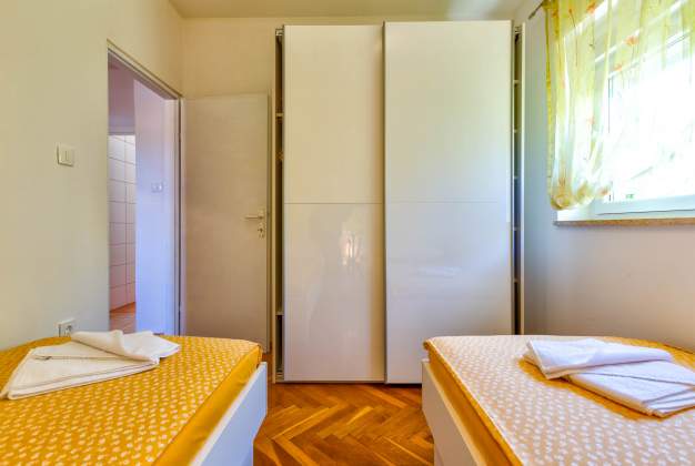 Apartment Adria 3 – Comfort and Relaxation by the Beach, Mali Losinj – 6