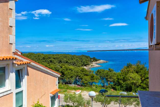 Apartment Adria 3 – Comfort and Relaxation by the Beach, Mali Losinj – 1