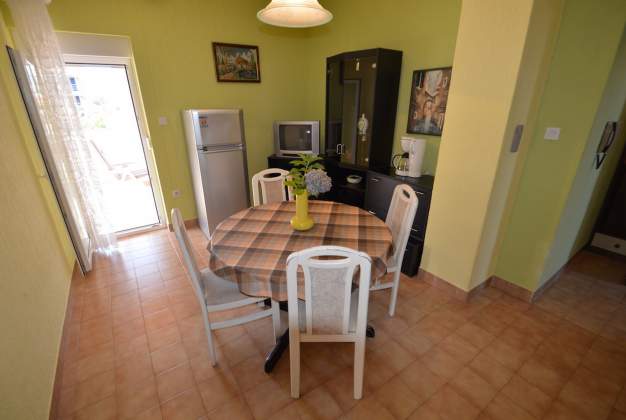 Apartment Adria 3 – Comfort and Relaxation by the Beach, Mali Losinj
