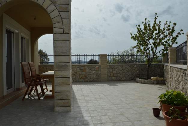 Apartment Ljiljana 1 accommodation for 2-3 people in Punta Križa, Cres