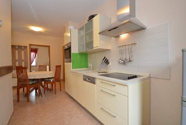 Apartment Ljiljana 2 terraces and rural peace for 4 people, Punta Križa, Cres
